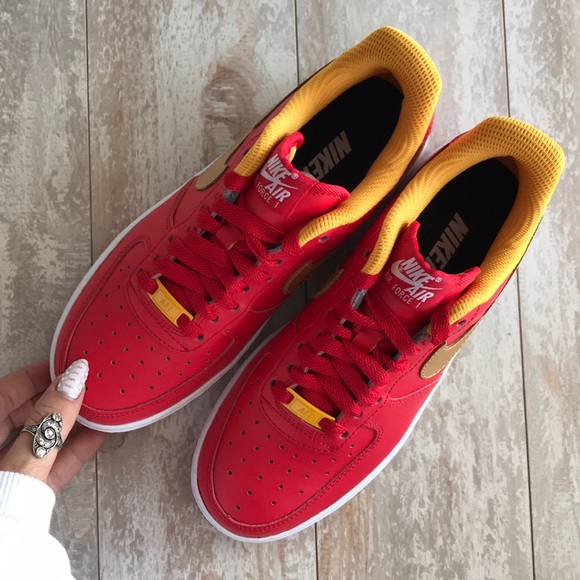 NWT Nike ID Air Force 1 Custom Leather Red - Picture 7 of 8